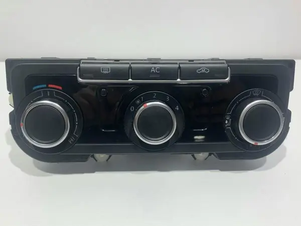 Panou comanda aer conditionat 7N0907426AM Volkswagen Passat B7 (2010-2014)