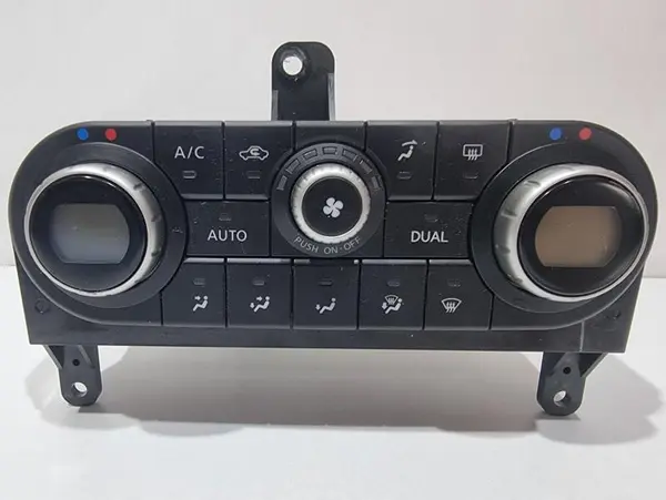 Panou comanda clima 27500-BR40D Nissan Qashqai facelift (2010-2013) [J10]