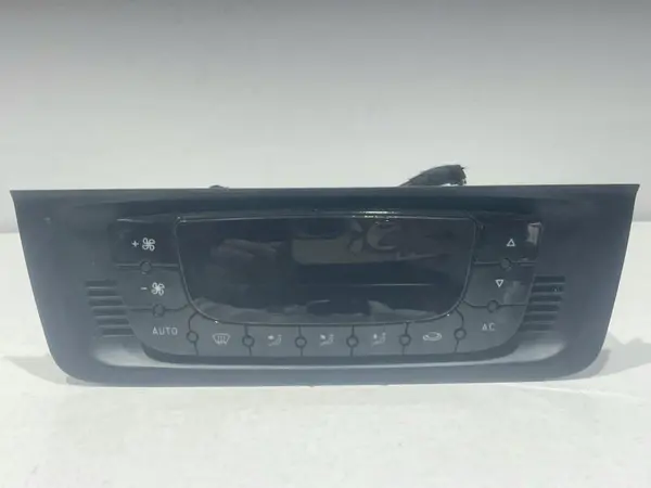 Panou comanda clima 6J0820043A Seat Ibiza 4 (2008-2012) [6J]