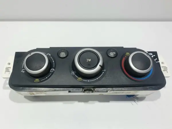 Panou comanda clima E1072183A Renault Megane 3 facelift (2012-2016)