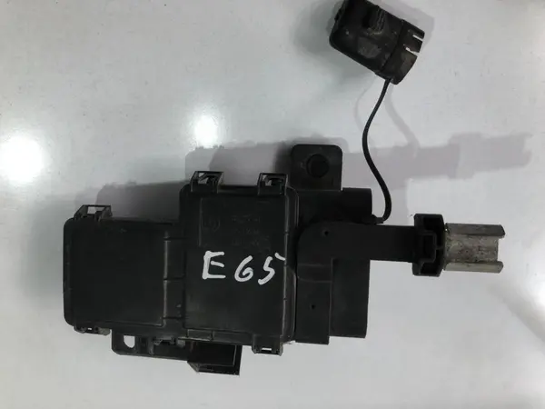 Panou sigurante baterie plus 8387568 BMW Seria 7 (2001-2008) [E65, E66]