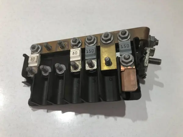 Panou sigurante borna baterie a0045450201 Mercedes Sprinter 2 (2006->) [906]