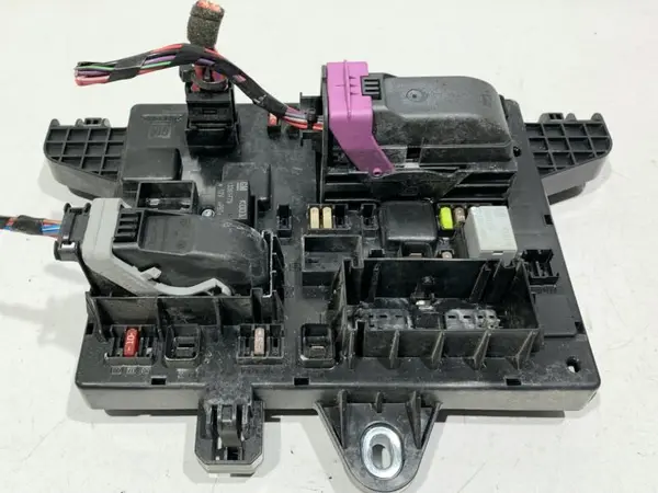 Panou / tablou sigurante 13343950 Opel Astra J Facelift (2012-2018) 1.4 benzina A14XER