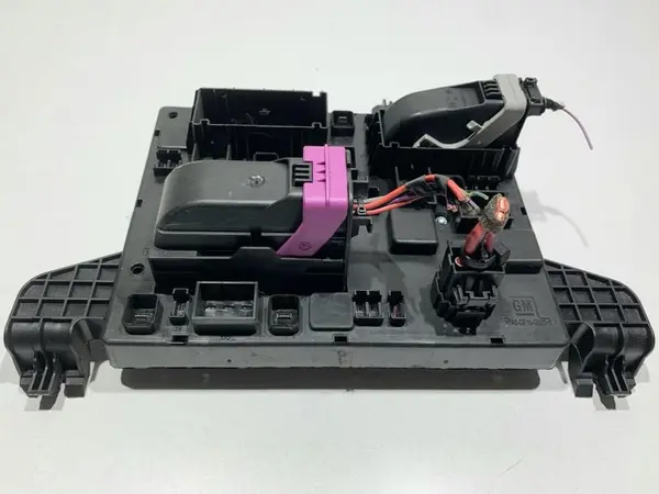Panou / tablou sigurante 13449199 Opel Astra J (2009-2012) 1.6 cdti B16DTL