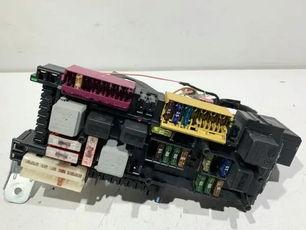 Panou / tablou sigurante 1670658 Mercedes E-Class (2009-2016) [W212] 2.2 cdti A651911