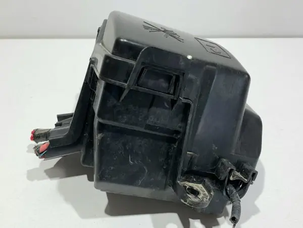 Panou / tablou sigurante 243804185R Renault Clio 4 facelift (2016-2019) 0.9 TCE H4B 412