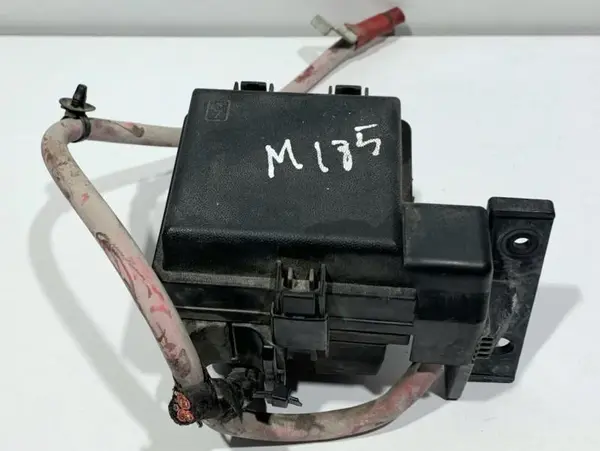 Panou / tablou sigurante 243880001R Renault Megane 3 (2008-2012) 1.5 dci K9K (636) 110 cp