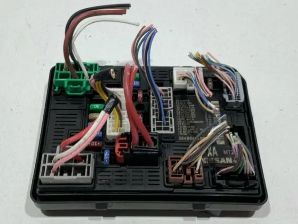 Panou / tablou sigurante 284B64086R Nissan Qashqai 3 (2021->) [J12] 1.3 tce H5H-E4