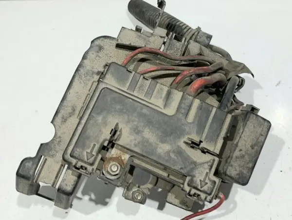 Panou / tablou sigurante (borna) 6R0915345 Skoda Fabia 2 facelift (2010-2014) 1.2 benzina CGPA