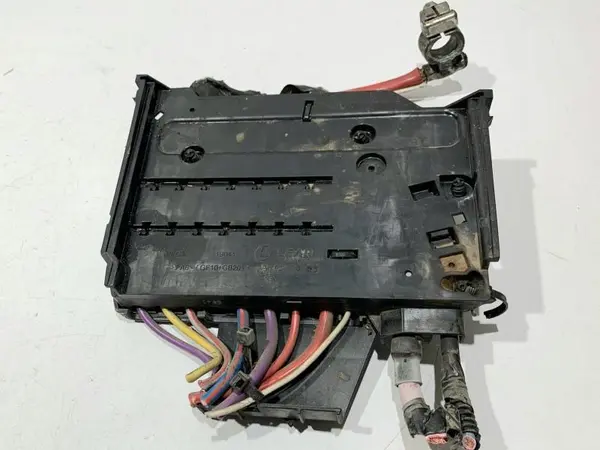 Panou / tablou sigurante borna baterie AV6T-14A067-BB Ford Focus 3 (2011-2015) 2.0 tdci UFMA 140 cp
