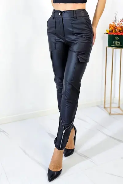 Pantaloni de dama din piele eco, Marsia, buzunare laterale si fermoare decorative, Negru