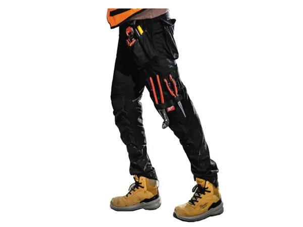 Pantaloni de lucru Milwaukee FREEFLEX Mobillity, marimea 64, negru, 4932498200