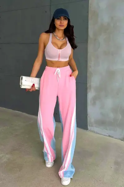 Pantaloni din bumbac Katalea, cu denim, snur in talie si croi lejer, Roz