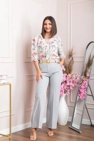Pantaloni evazati Rafaella cu buzunare functionale - Gri
