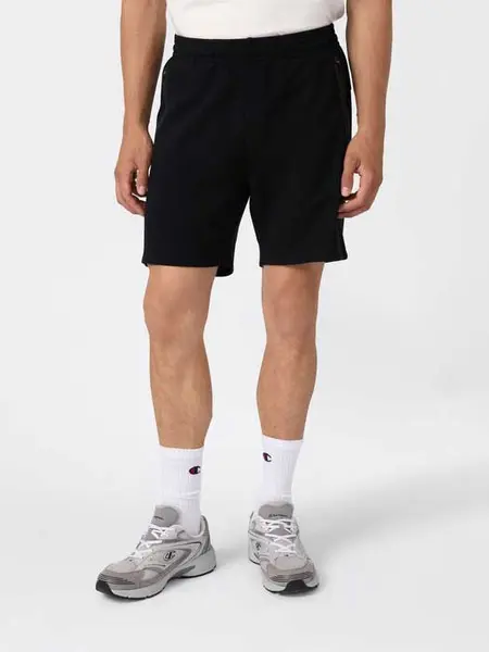 Pantaloni scurti