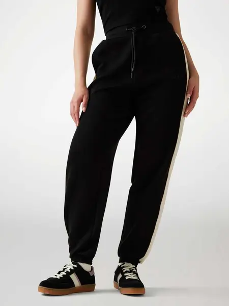 Pantaloni sport Maryella