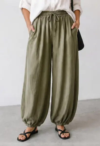 Pantaloni tip balon din lyocell cu talie elastica si buzunare, kaki