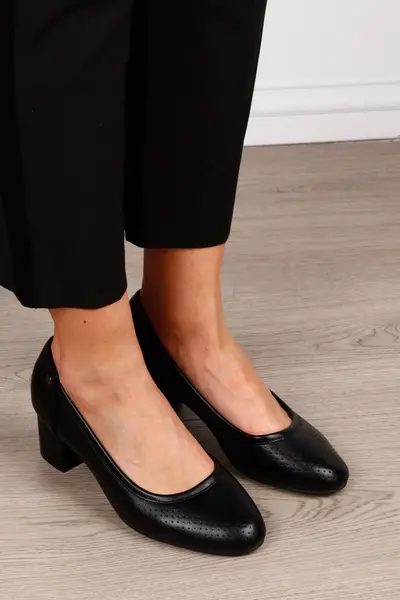 Pantofi Eleganti dama din piele Ecologica cu brant din piele naturala CRL1585 Negru