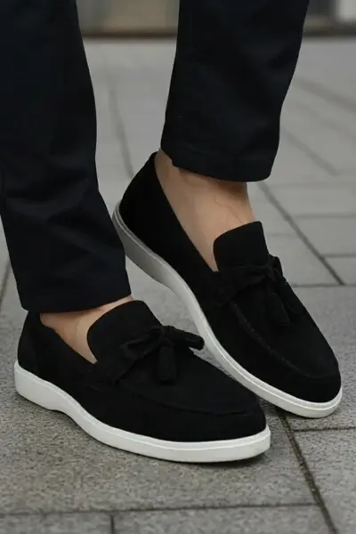 Pantofi gen Loafers din Piele Negri cu Accesoriu - VELU