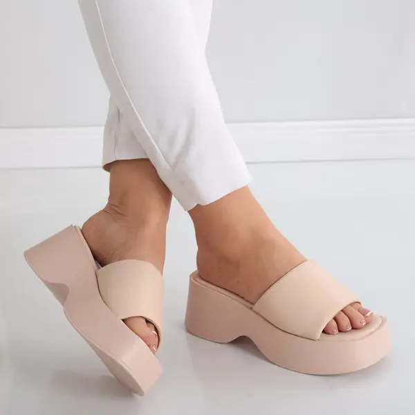 Papuci dama cu platforma Bej din Piele Ecologica Maroca