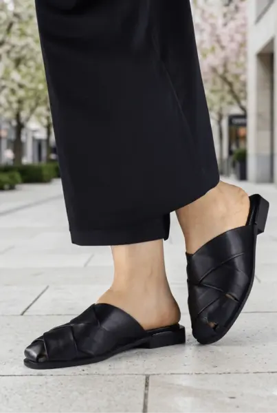 Papuci Dama din Piele Negri - Toscana BLACK TWO
