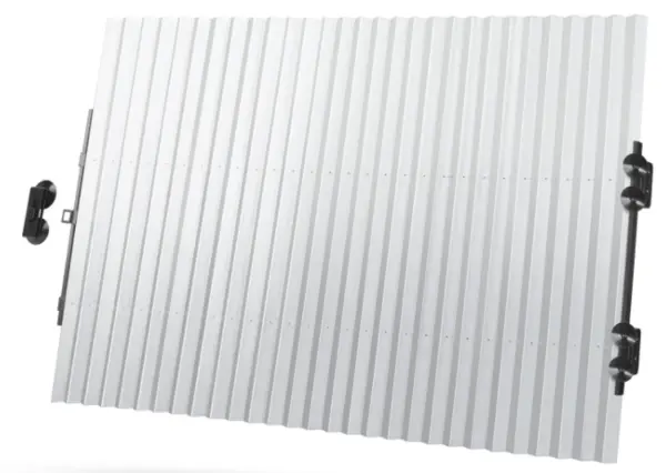 Parasolar auto retractabil impotriva razelor UV, fixare prin ventuze 70 cm