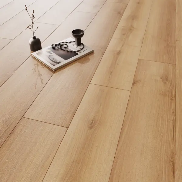 Parchet laminat Platinum Natural Oak 10 mm clasa 32 AC4