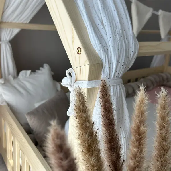 Pat copii montessori tip casuta, LittleAmy, Angel Nest, Balustrade cu bare rotunde, Natur, 100 x 200 cm