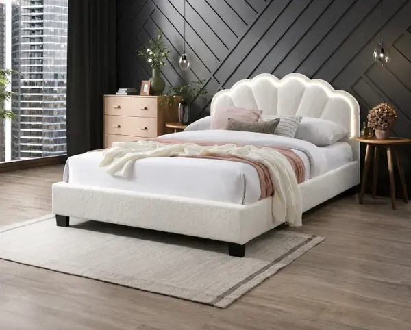 Pat tapitat Comfort 2 cu LED cadru din lemn cu somiera fixa Crem 140x200 cm