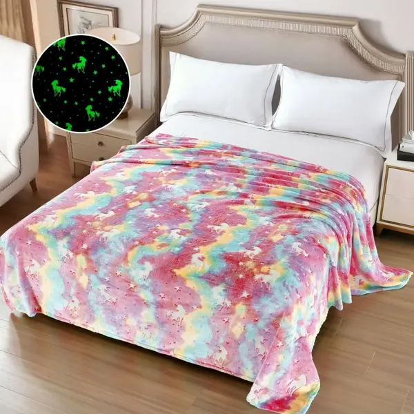 Patura Cocolino Pufoasa, Premium, cu Model Fluorescent, 200x230 cm – Confort si Eleganta de la Johny Home Pucioasa, Roz, Bleu, Galben, Unicorni