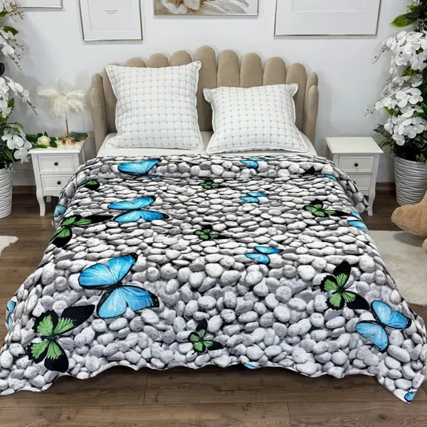 Patura pufoasa cocolino 200x230cm, 240g/mp, Gri, Fluturi Colorati pe Pietre