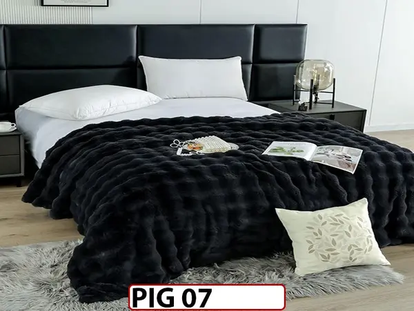 Patura Pufoasa Groasa din Blanita Artificiala de Iepure cu fermoar- PIG07