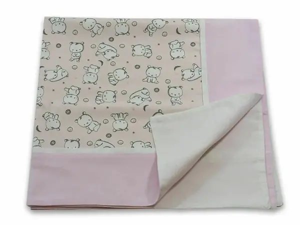 Paturica Baby Bear roz KidsDecor cu spate finet 80x80 cm