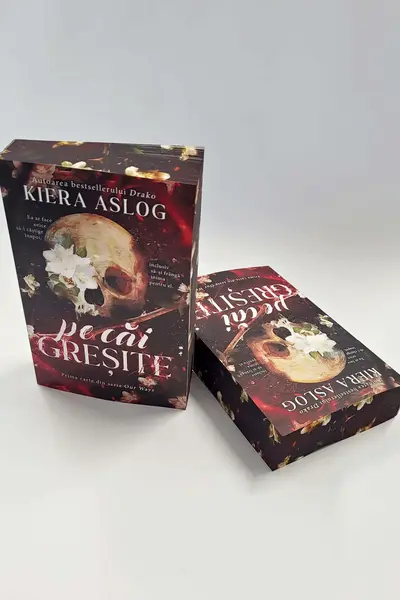 Pe căi greșite - PRINTED EDGES
