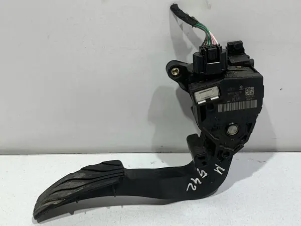 Pedala acceleratie 180023067R Renault Megane 4 facelift (2020-2024) 1.3 tce H5H-E4