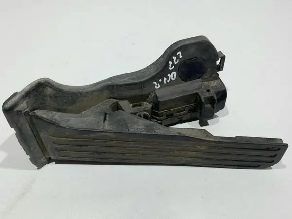 Pedala acceleratie 1K1721503AC Skoda Octavia 2 (2004-2008) 2.0 tdi CFHC
