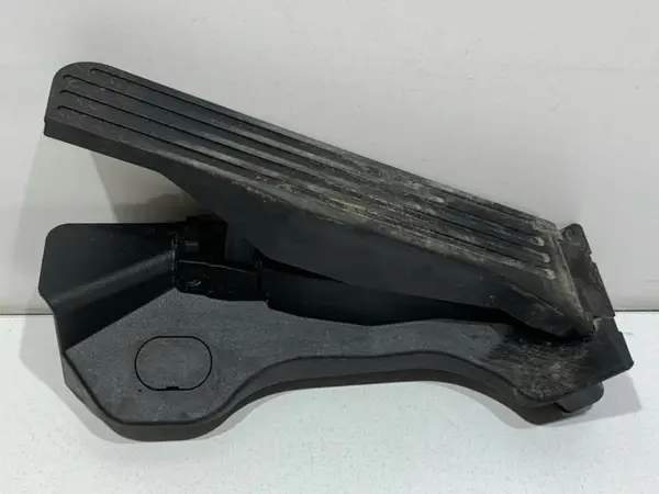Pedala acceleratie 1K1721503S Volkswagen Golf 6 plus (2009-2014) 1.4 tsi CAXA