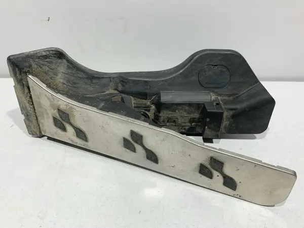 Pedala acceleratie 5N1721503 Volkswagen Tiguan facelift (2011-2015) 2.0 tdi CBBB