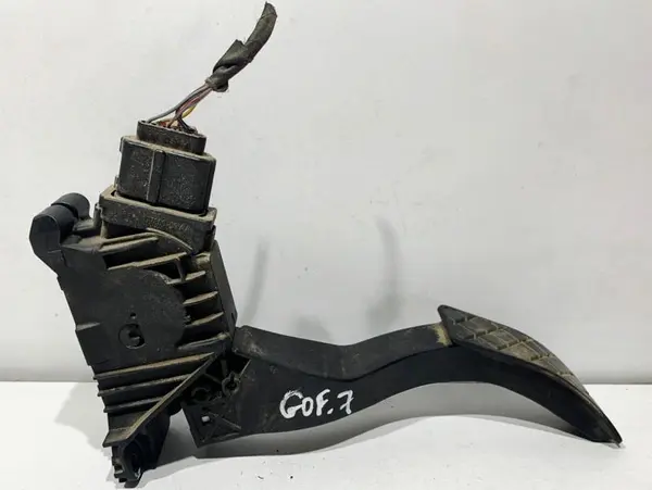 Pedala acceleratie 5Q1723503F Seat Leon 3 (2012-2016) 2.0 tdi CKFC