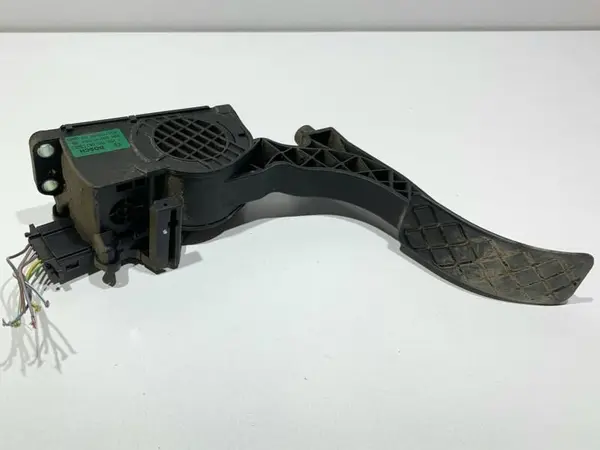 Pedala acceleratie 6Q1721503F Skoda Fabia 2 (2006-2010) 1.2 benzina CHFA 60 cp