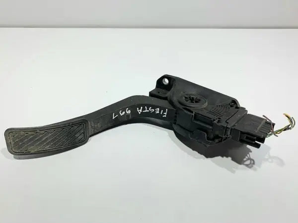Pedala acceleratie 8V21-9F836-AB Ford Fiesta 7 facelift (2013-2017) [MK7] 1.0 EcoBoost