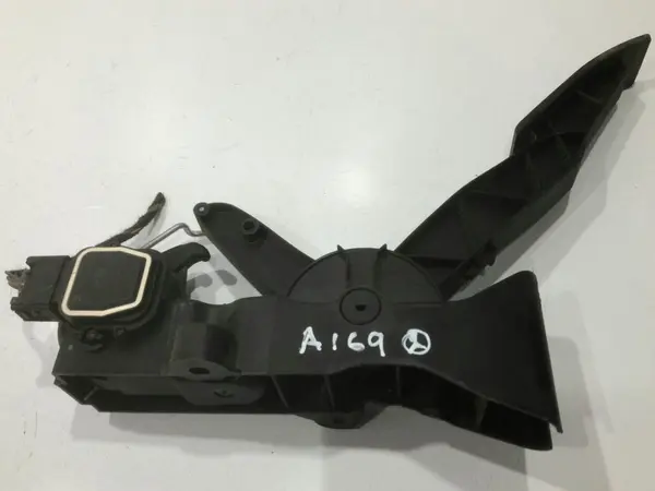 Pedala acceleratie a1693000104 Mercedes A-Class (2004-2012) [W169] 2.0 cdti A640