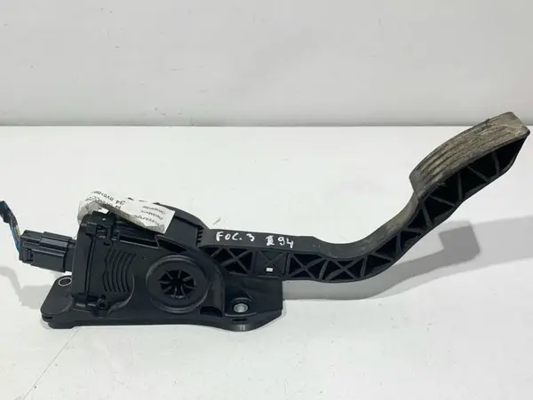 Pedala acceleratie BV61-9F836-BB Ford Focus 3 (2011-2015) 1.6 tdci T1DB 115 cp
