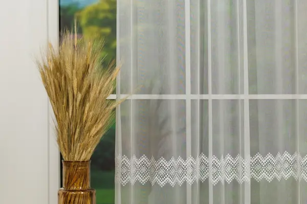 Perdea cu rejansă Clarence alb – perdea elegantă cu bordură macramé
