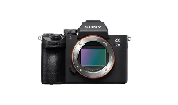 PHOTO CAMERA SONY α7 III CU SENZOR DE IM PHOTO CAMERA SONY α7 III CU SENZOR DE IM