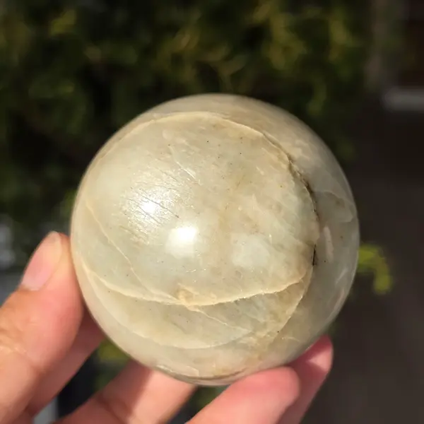 Piatra lunii cu garnierit sfera m2