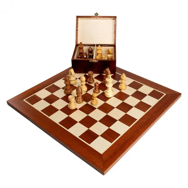 Piese lemn Staunton 4 in cutie cu tabla mahon nr. 4
