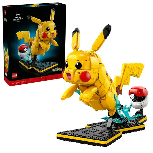 Pikachu si Poke Ball