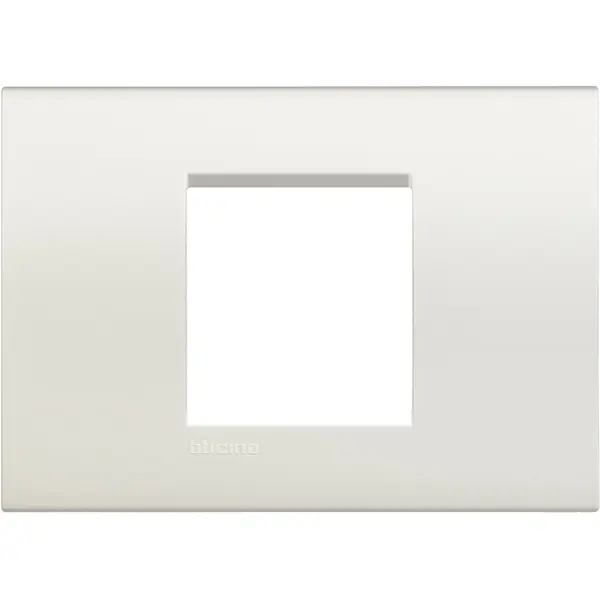 Placa ornament 2 module centrata Bticino Living Light LNA4819BI