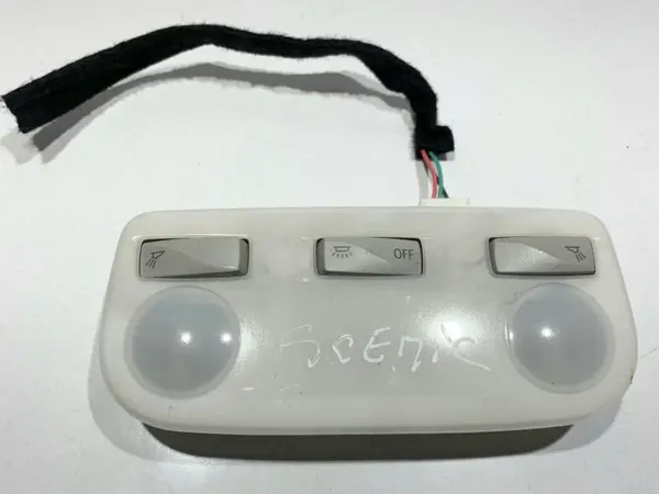 Plafoniera - lampa mijloc / spate Renault Scenic 3 (2009-2011)